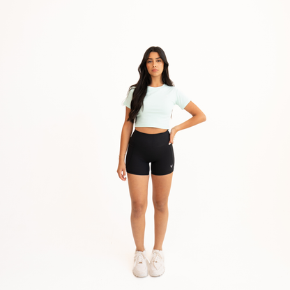 Curve Pocket Shorts